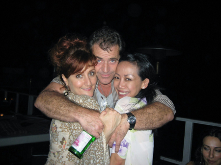 mel gibson children photos. Mel Gibson strikes a drunken