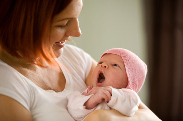 mother-and-newborn-baby-girl.jpg