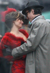 Penelope Cruz and Daniel-Day Lewis in Nine