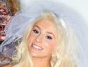 PHOTO: Courtney Stodden nude and cozy with a zombie