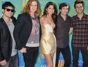 Selena Gomez "separates ways for a while" from band