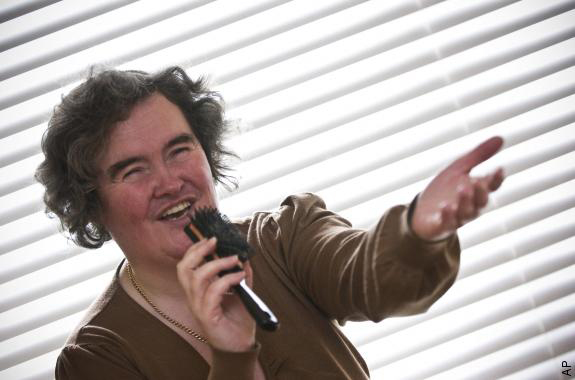 Susan Boyle singing a new tune, hair-wise