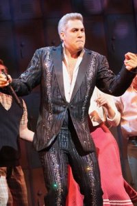 Taylor Hicks in Grease