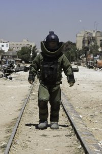The Hurt Locker wins Best Picture
