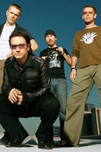 U2 rocks the Grammys