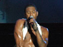 Usher wife plastic surgery horror