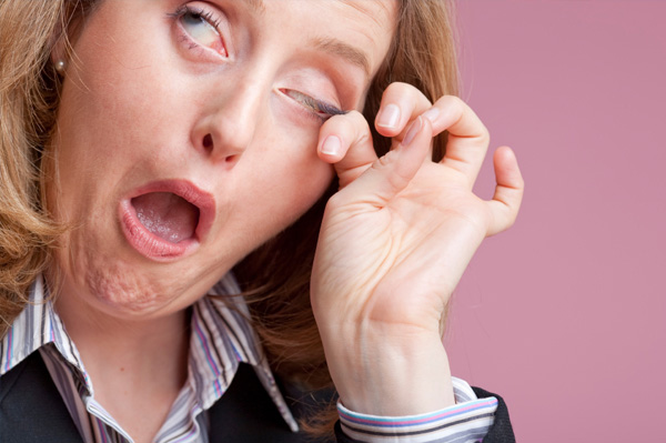 Symptom: Dry Eyes - woman-rubbing-eyes