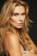 Brandi Glanville 