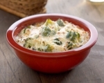 Slow cooker broccoli cheese dip