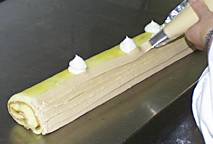 making a yule log cake, jean francois houdre