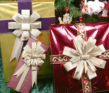 wallpaper_bow_wrap.jpg wallpaper bow gift wrap