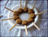 kid's cooking, holiday cookies, cookie pops