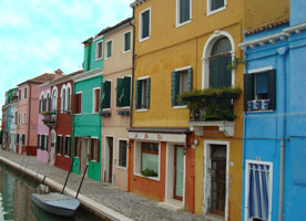 burano.jpg the brightly colored buildings of Burano, Italy