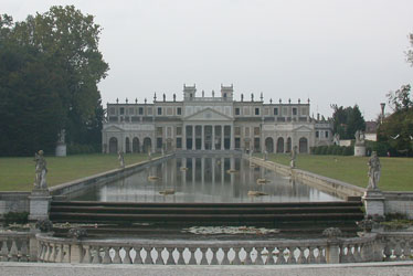 villa.jpg Villa Pisani, Stra, Italy