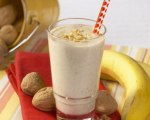 Awesome Banana Walnut Shake
