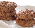 Chewy oatmeal walnut raisin cookies