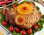 Glazed Ham with Pineapple and Cloves
