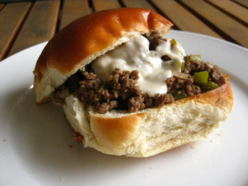 Philly cheesesteak sloppy Joes