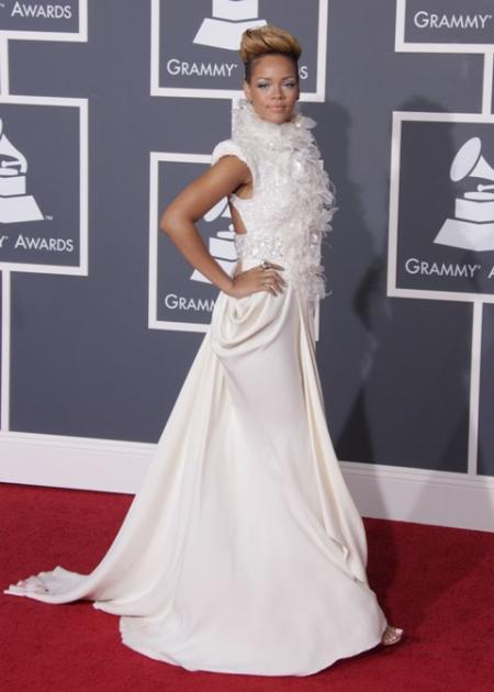 rihanna pictures 2010. 2010 Grammy Awards. Rihanna