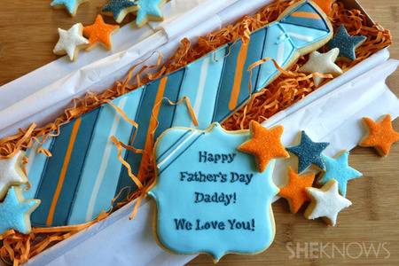 Edible sugar cookie necktie for Father's Day