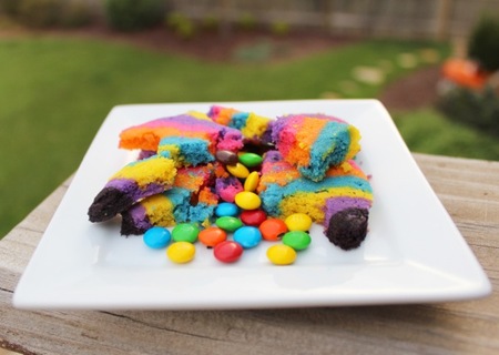 The M&amp;M's inside a piñata cookie