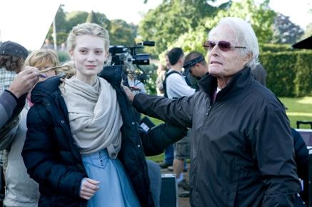 Mia Wasikowska &amp; Richard Zaruck