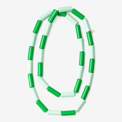 Jump around necklace