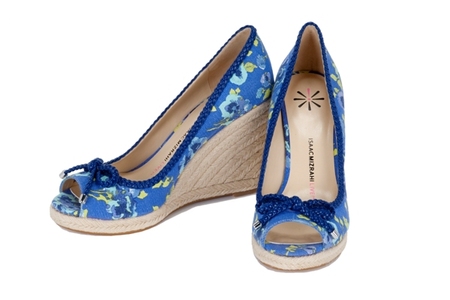 Pansy Wedge