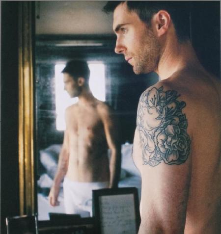 Adam Levine Mirror