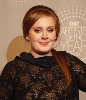 Adele with simple hairstyles