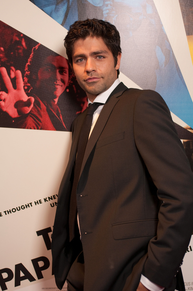 Vincent Chase and Adrian Grenier look eerily similar...