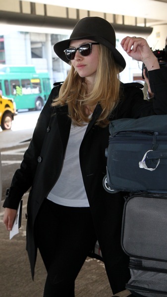 Amanda Seyfried's airport style