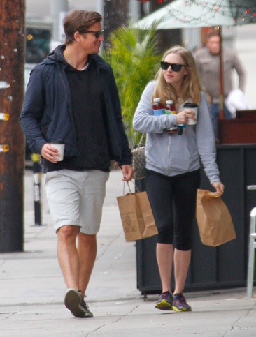 Josh Harnett &amp; Amanda Seyfried