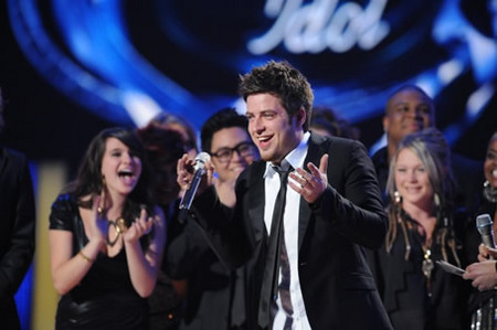 Lee Dewyze Winning Moment at Finale 5/26/10