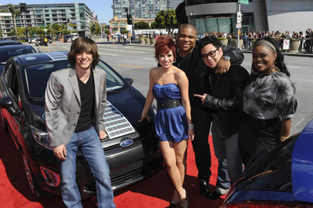 Five Finalistss on Red Carpet at Finale 5/26/10