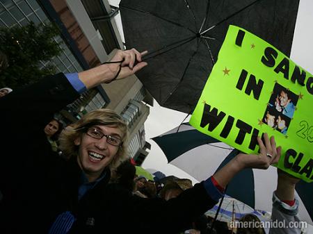 American Idol Season 9 Boston Auditions Man Holding Clay Sign
