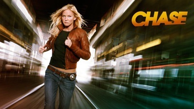 Kelli Giddish as Annie Frost in...