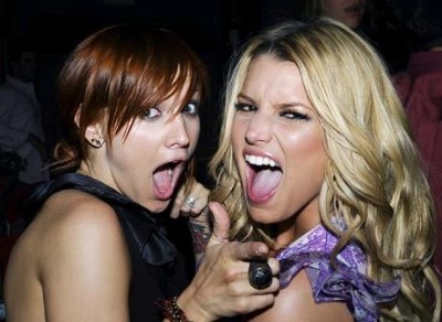 Ashlee &amp; Jessica Simpson