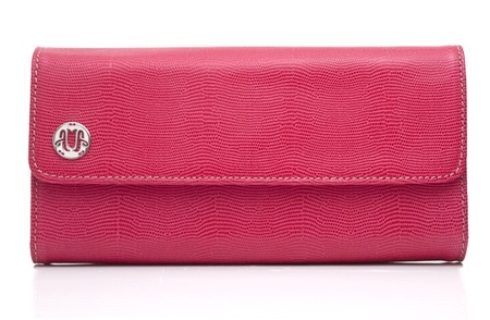 Ava Maistrellis’ Chic Pink