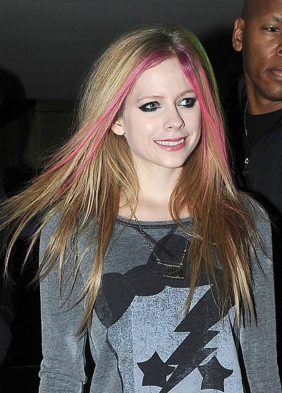 Avril Lavigne's pop locks