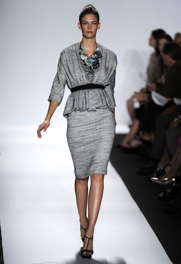  Badgley Mischka Women's Two-Piece Dress Suit