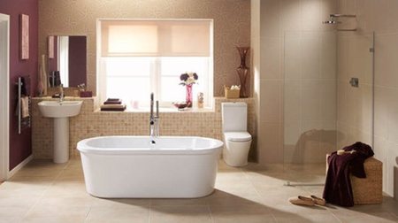 Purple shades bathroom decor