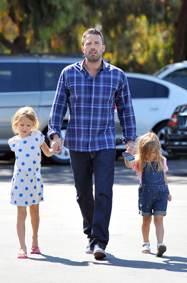 Ben Affleck &amp; his daughters