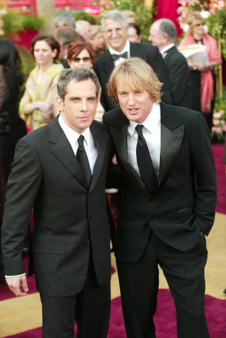 Ben Stiller and Owen Wilson pose for a picture at Acamedy Awards