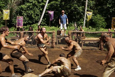 Best Survivor: Samoa (19) Moments Mud Wrestling During Challenge
