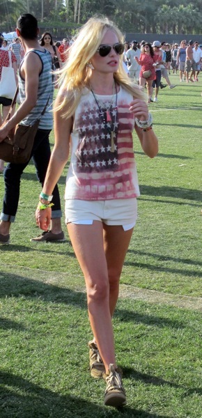 Kate Bosworth shows patriotism