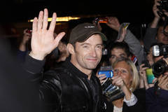 Hugh Jackman arrives at the Broadhurst Theatre for his show "Hugh Jackman, Back on Broadway"