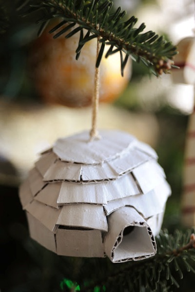 DIY cardboard igloo ornament