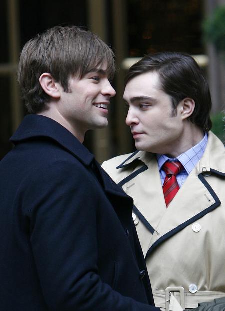 Chase Crawford stands beside Ed Westwick in Gossip Girls