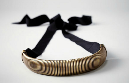 Choker necklace